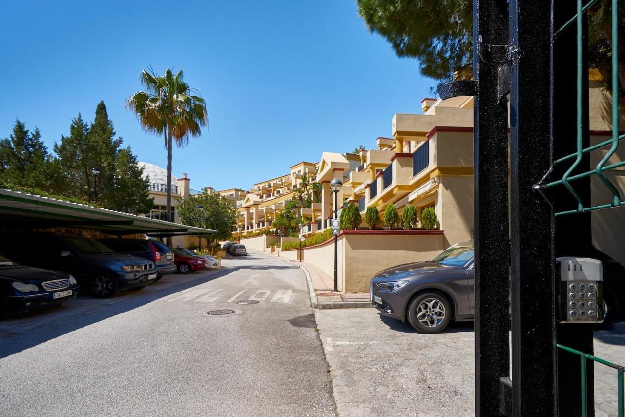 Oleholidays 325 Romana Playa Vistas Al Mar Apartment Marbella